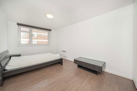 2 bedroom flat to rent, Regents Park Road, London N3