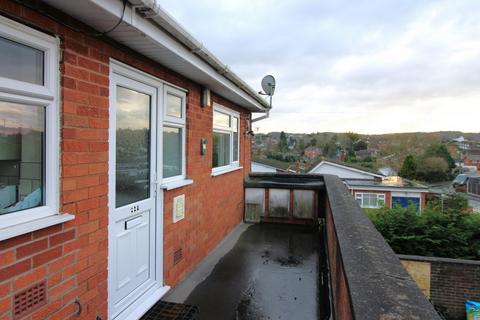 2 bedroom flat for sale, The Lakes Road, Bewdley, DY12