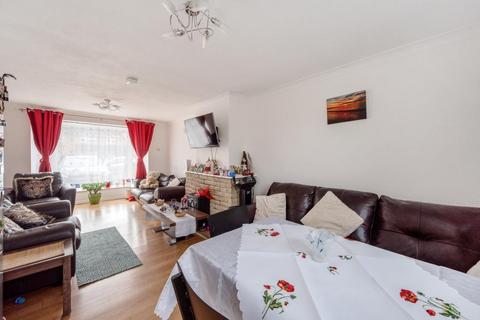 3 bedroom terraced house for sale, Aylesbury,  Buckinghamshire,  HP19