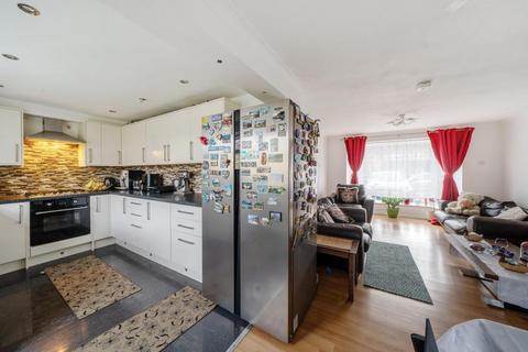 3 bedroom terraced house for sale, Aylesbury,  Buckinghamshire,  HP19