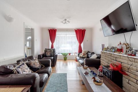 3 bedroom terraced house for sale, Aylesbury,  Buckinghamshire,  HP19