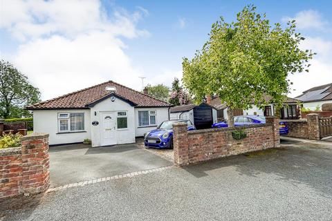 4 bedroom detached bungalow for sale, Aston Square, Aston