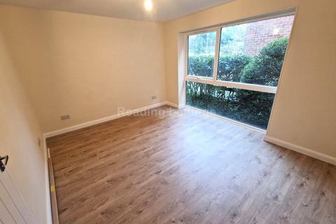 1 bedroom flat to rent, Josephine Court, Reading