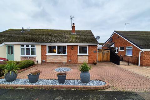 2 bedroom semi-detached bungalow for sale, Worcester Avenue, Leicester LE4