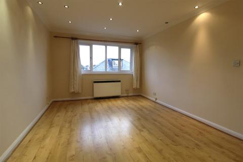 1 bedroom apartment to rent, Wood Street, Barnet EN5