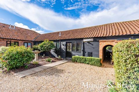 3 bedroom cottage for sale, Fritton Road, Ludham