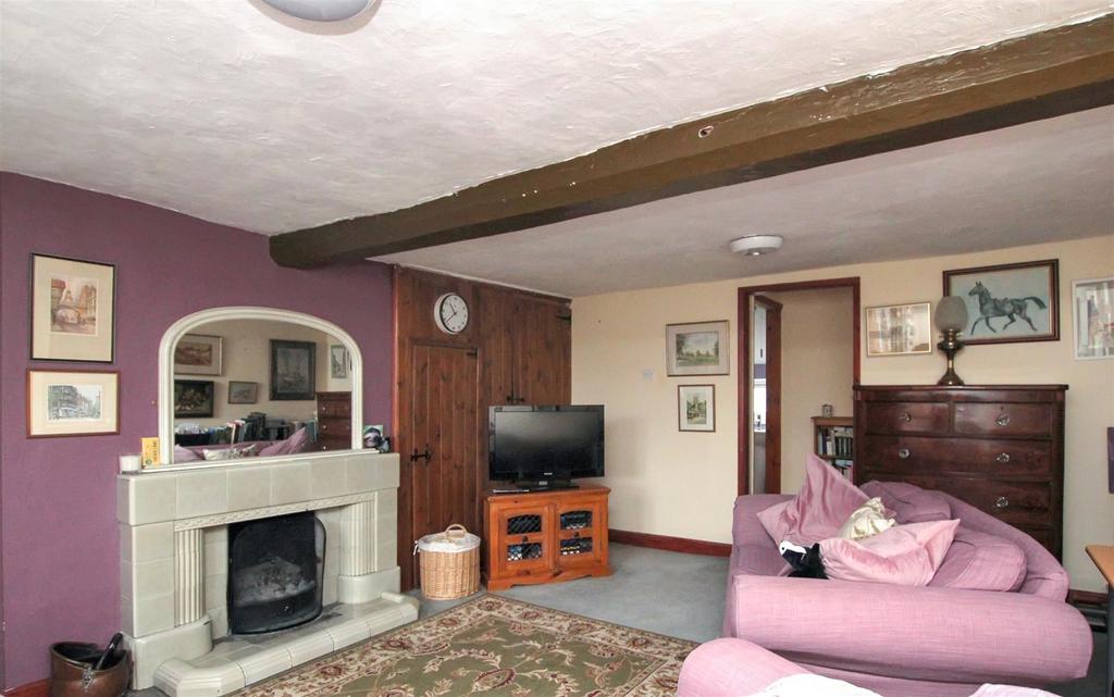 Living Room - b.JPG
