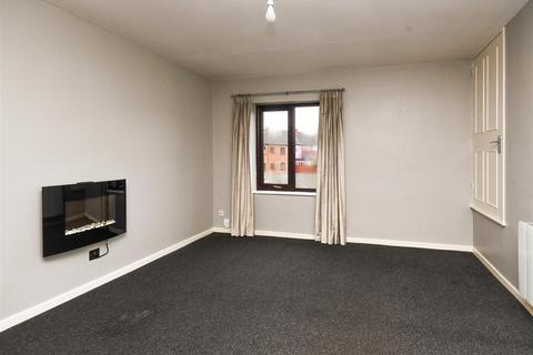 2 bedroom maisonette for sale, 28 Willowdale Grange, Tettenhall, Wolverhampton, WV6 9NY