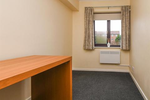 2 bedroom maisonette for sale, 28 Willowdale Grange, Tettenhall, Wolverhampton, WV6 9NY