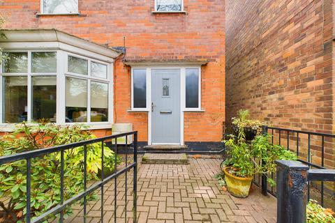 3 bedroom semi-detached house for sale, Woodville Drive, Nottingham NG5