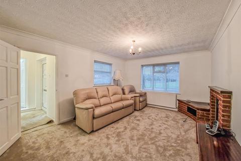 3 bedroom detached house for sale, Aylesbeare, Shoeburyness SS3