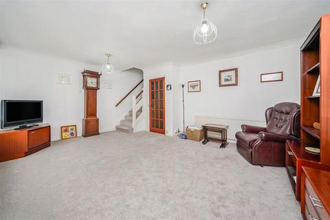 3 bedroom terraced house for sale, Harman Close, London E4