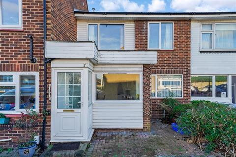 3 bedroom terraced house for sale, Harman Close, London E4