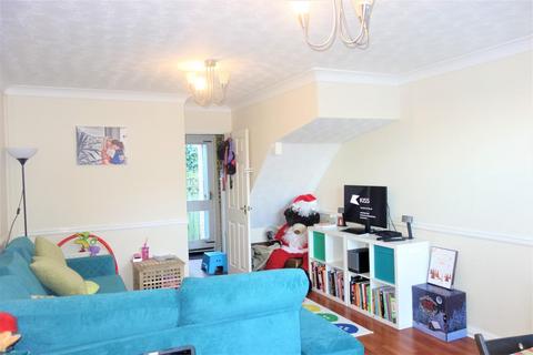 2 bedroom house to rent, Plas St. Pol De Leon, Penarth