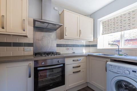 2 bedroom house to rent, Plas St. Pol De Leon, Penarth