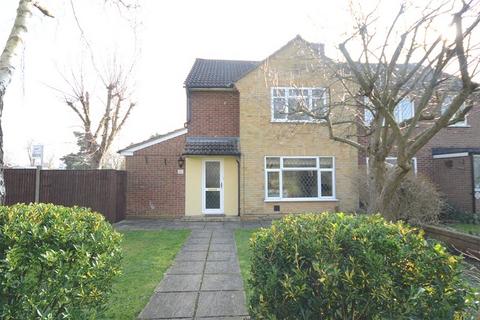 3 bedroom semi-detached house for sale, Burnetts Road, Windsor, Berkshire