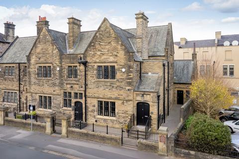 2 bedroom townhouse for sale, The Old Court House, Raglan Street, Harrogate