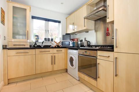 4 bedroom terraced house for sale, North Close, Lymington, Hampshire, SO41