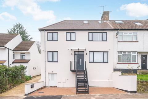 3 bedroom flat to rent, Warwick Road, High Barnet, Barnet, EN5