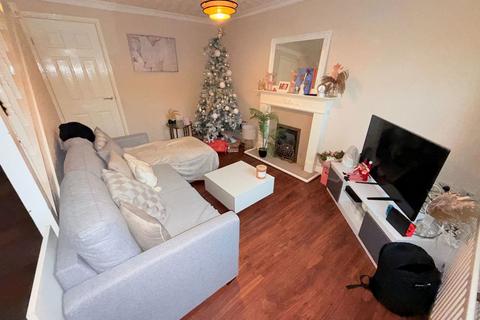 2 bedroom end of terrace house to rent, Kingfisher View, Birmingham B34