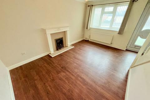 2 bedroom end of terrace house to rent, Kingfisher View, Birmingham B34