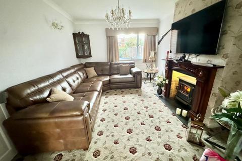 3 bedroom semi-detached house for sale, Queens Drive, Stokesley, Middlesbrough