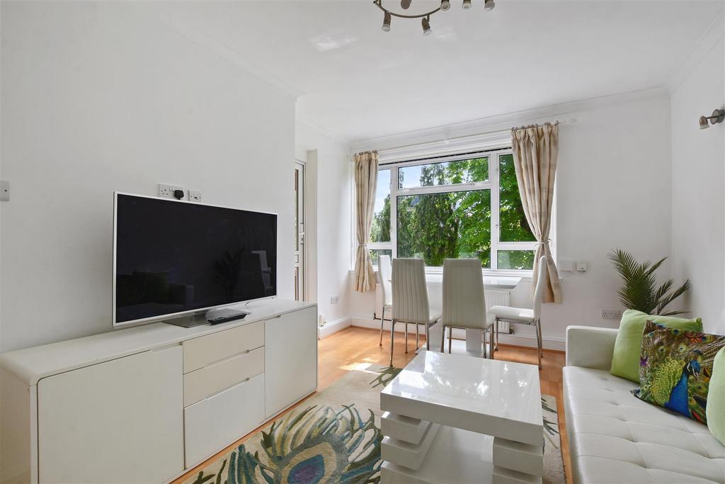 13-e7da GCWT - 37 Sheffield Terrace - Reception 2 -