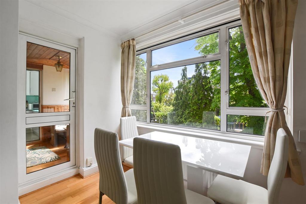 12-e70f GCWT - 37 Sheffield Terrace - Reception  3-