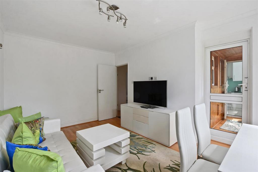14-eeb5 GCWT - 37 Sheffield Terrace - Reception 5 -