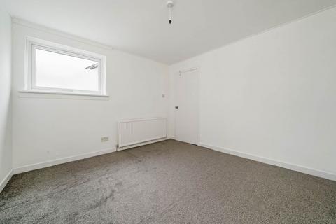 1 bedroom flat to rent, Millburn Court, Main Street, Inverkip