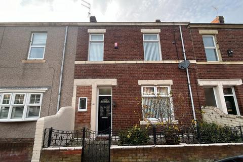 4 bedroom terraced house for sale, Wansbeck Road, Jarrow, Tyne and Wear, NE32