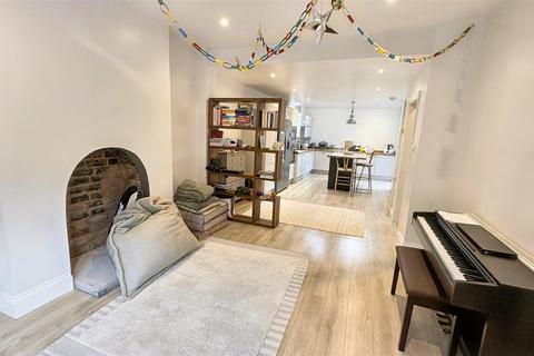 4 bedroom end of terrace house for sale, St. Marys Row, Birmingham B13