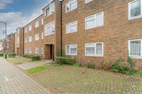 2 bedroom flat for sale, Grasmere Road, London