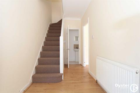 3 bedroom terraced house to rent, Crofts Road, Harrow, HA1