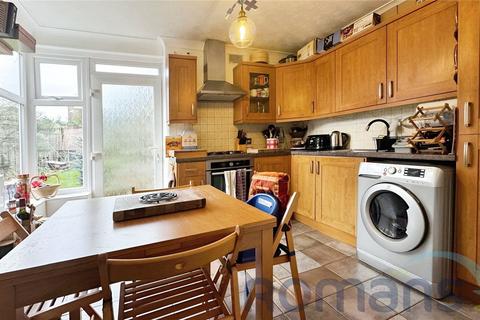 2 bedroom maisonette for sale, Avondale Road, Aldershot, Hampshire