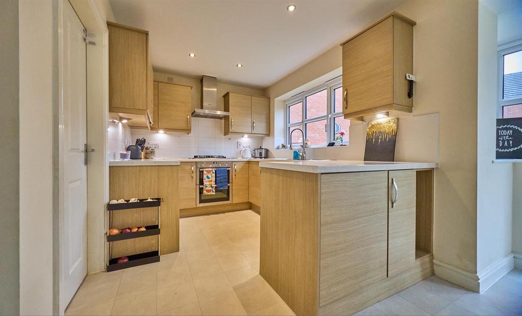 Rear open Plan Fitted Dining Kitchen