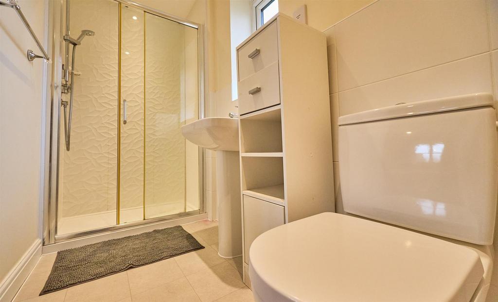 En suite Shower Room