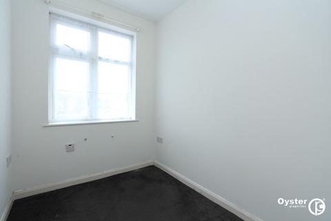 2 bedroom flat to rent, Stanhope Avenue, Harrow, HA3