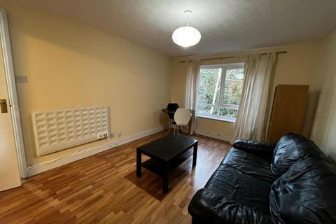 2 bedroom apartment to rent, Griffin Gardens, Harborne, Birmingham