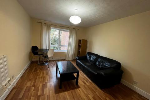 2 bedroom apartment to rent, Griffin Gardens, Harborne, Birmingham