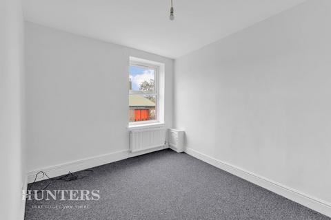 2 bedroom flat to rent, Whitelees Road, Littleborough OL15 8EF