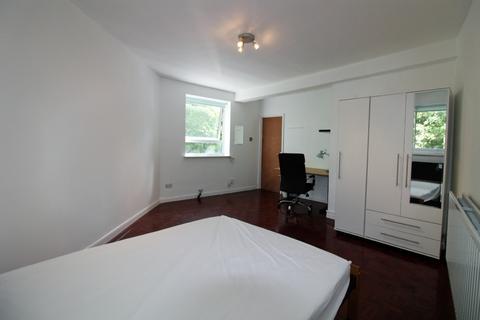 2 bedroom flat for sale, Camden, London NW1