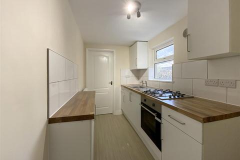 2 bedroom end of terrace house for sale, Moravian Road, Kingswood, Bristol