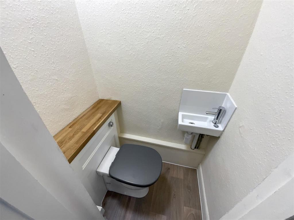 Ensuite W.C