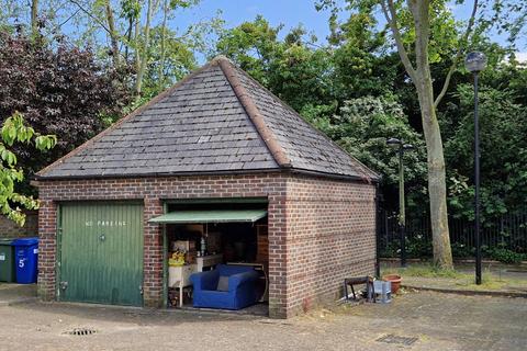 Garage for sale, Greenland Quay, Rotherhithe, SE16