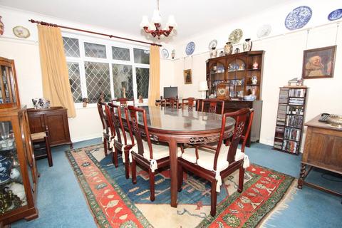 5 bedroom detached house for sale, Bromley Avenue, Bromley BR1