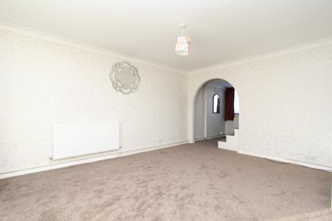 2 bedroom terraced house to rent, 116 Methersgate, Basildon SS14 2LX ,116 Methersgate, London, SS14