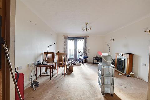 1 bedroom retirement property for sale, Marina, Bexhill-On-Sea