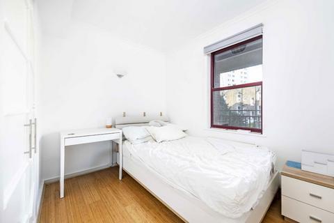 2 bedroom flat to rent, Harwood Road, London SW6