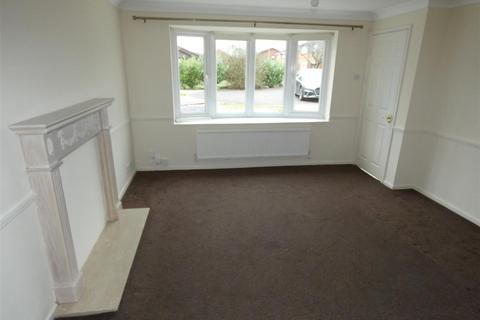 3 bedroom house to rent, Byron Avenue, Warton PR4